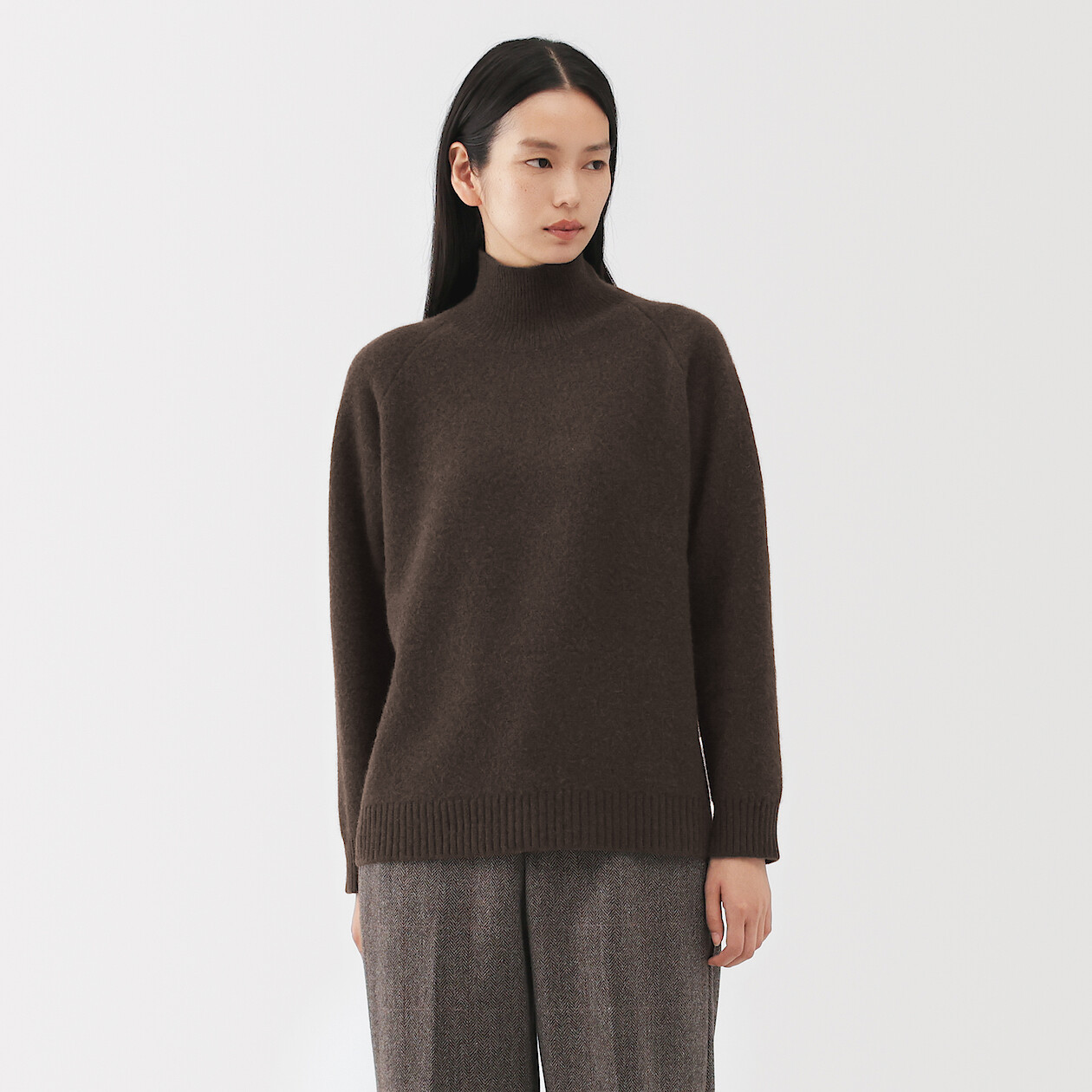 Women's Yak and Wool Turtleneck Jumper | MUJI