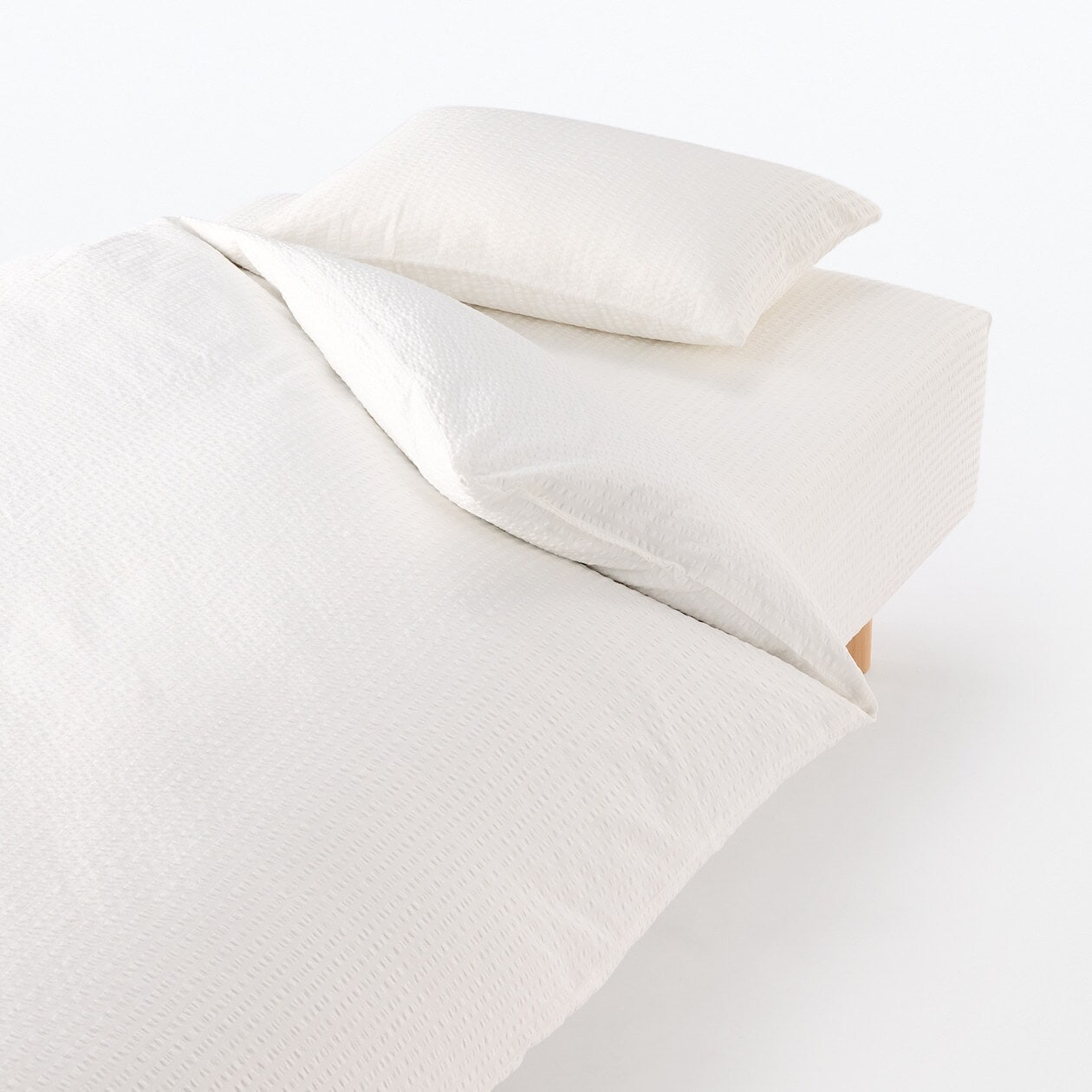 Cotton Seersucker Fitted Sheet‐ 160x200cm | MUJI