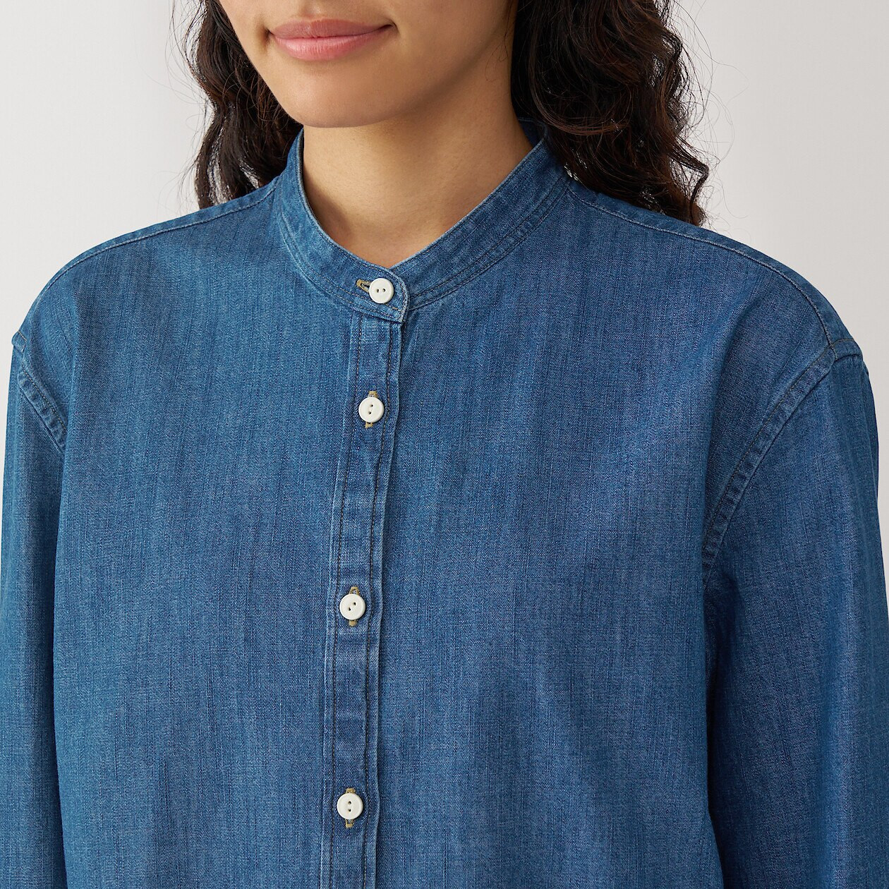 トップス V.Washed Denim Stand Coller SH OWH トップス V.Washed Denim Stand Coller SH OWH Women's Washed Denim