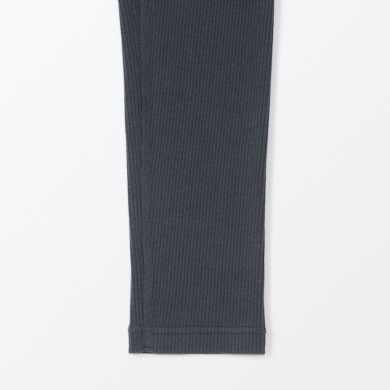 【未使用】即完売　THE NEWHOUSE  ROW LEGGING チャコール 未使用】即完売 THE NEWHOUSE ROW LEGGING チャコール