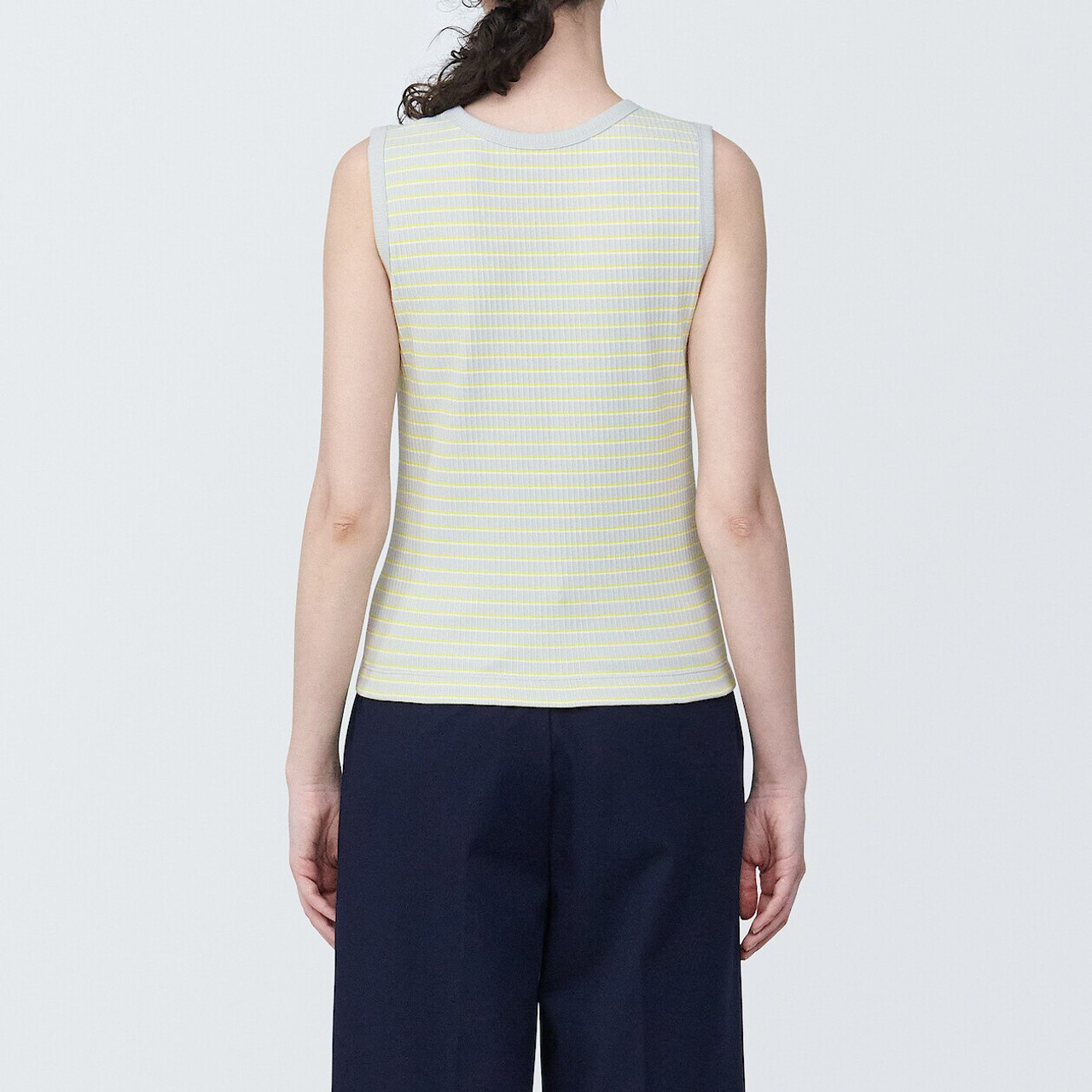 今年人気のブランド品や Rib Wide Blend Cotton Women's Vest. MUJI | トップス