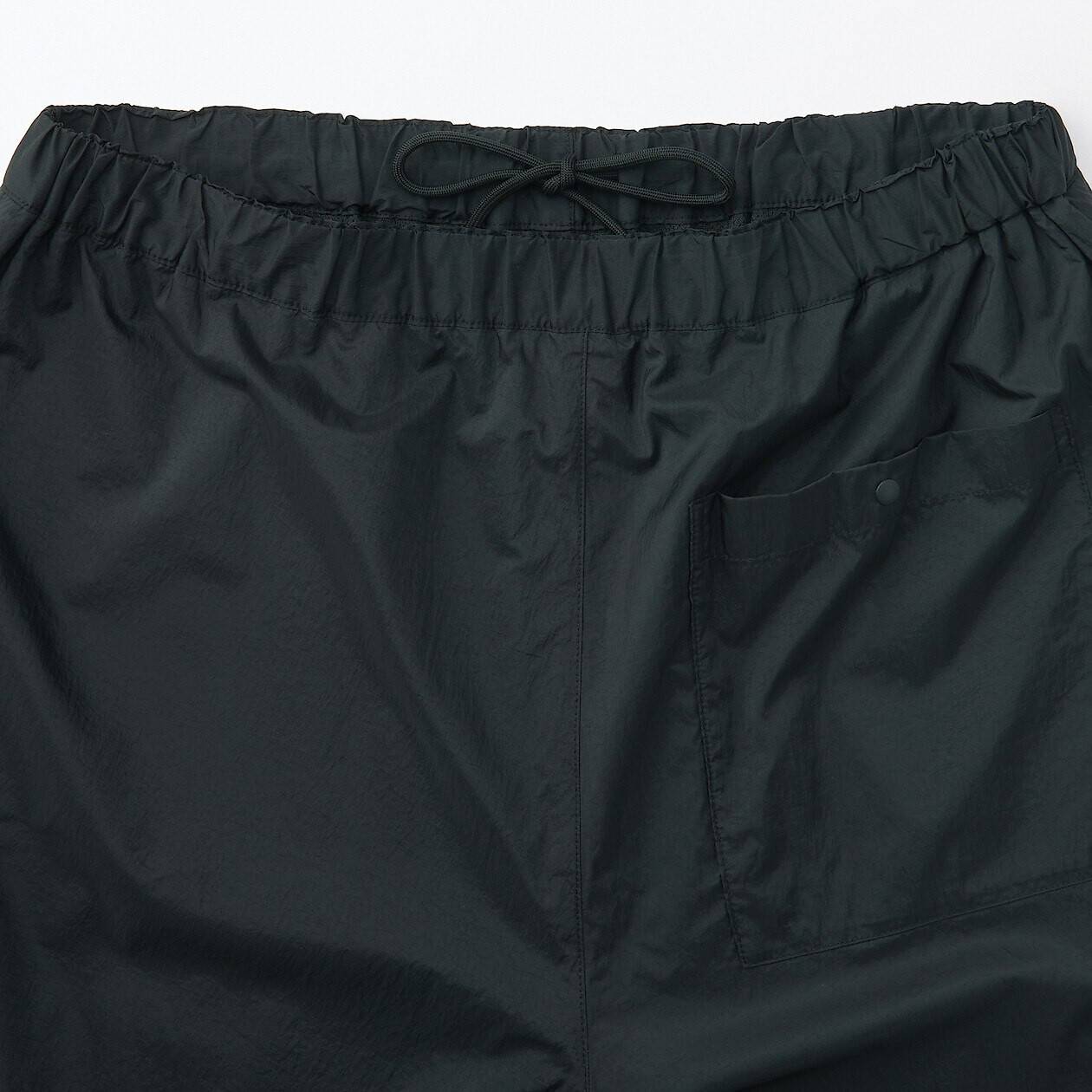 WATER REPELLENT NYLON CARGO SHORTS サイズ3 Men's Water‐Repellent Nylon Cargo Shorts | MUJI