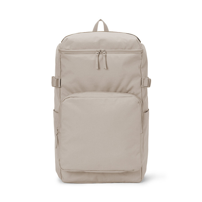 Hellbeige