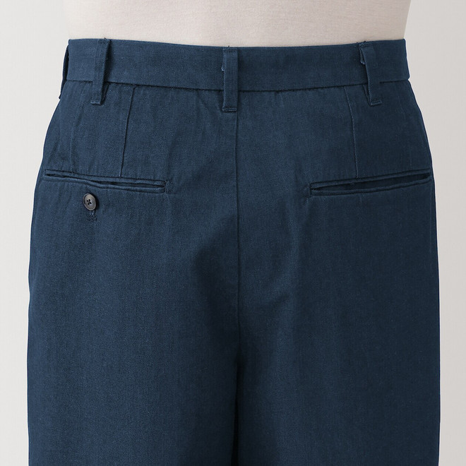 Donkerblauw