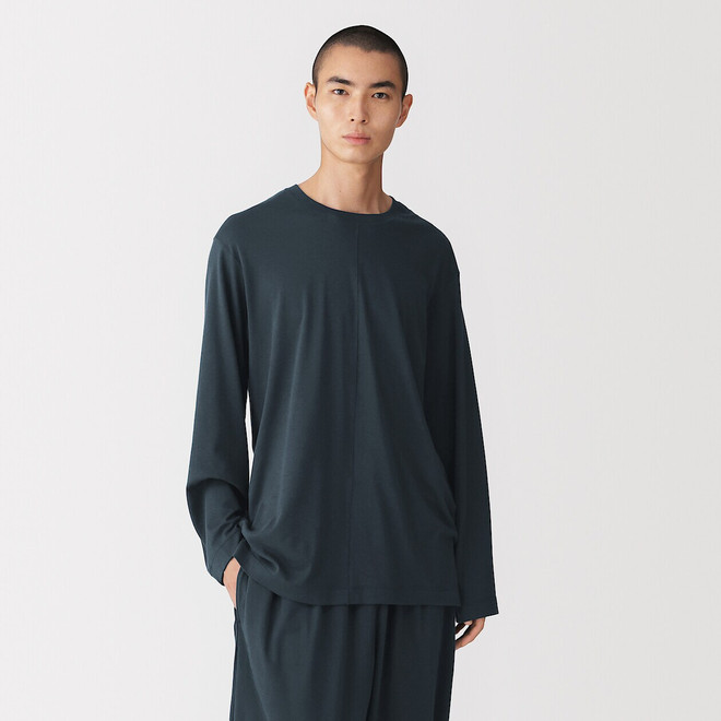 Bleu marine foncé