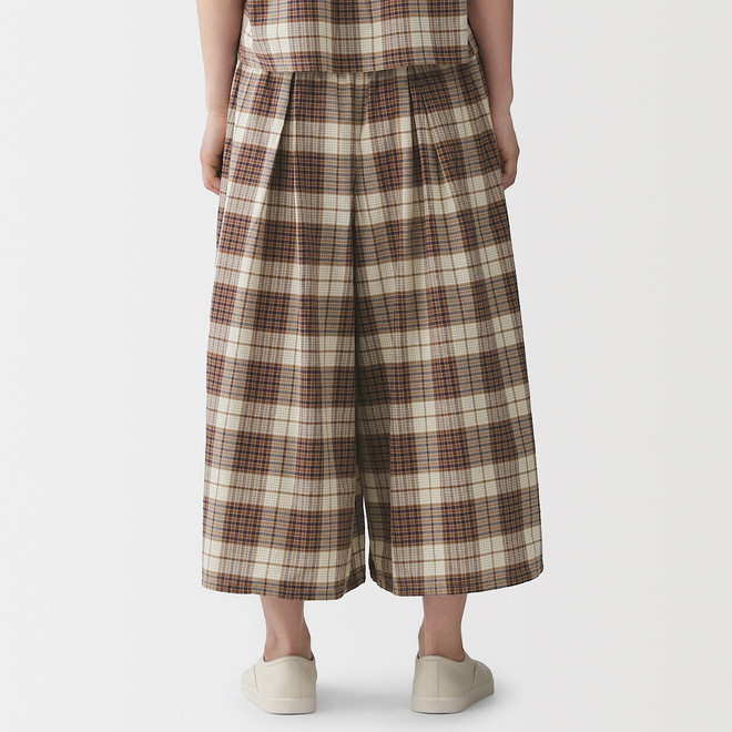 Beige Check