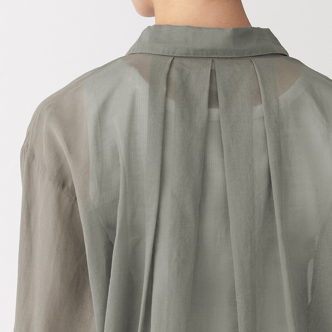 Gris moyen