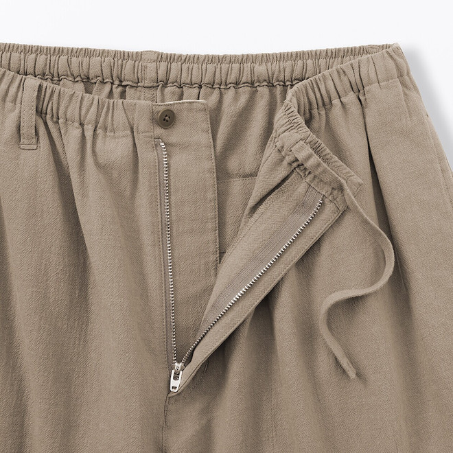 Zandbeige