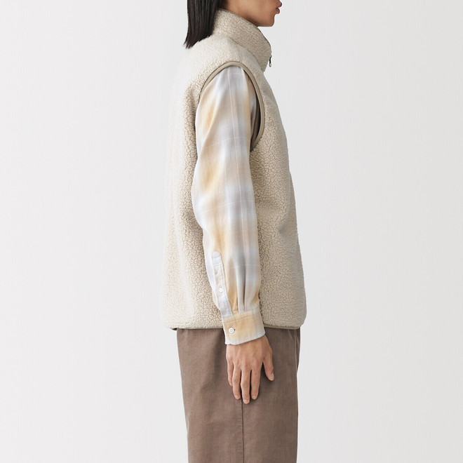 Sandbeige