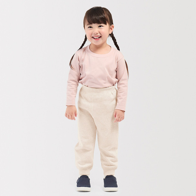 Hellbeige