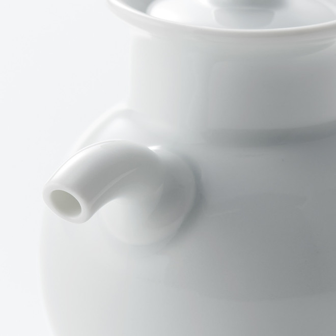 Hakuji Porcelain Soy Sauce Pot