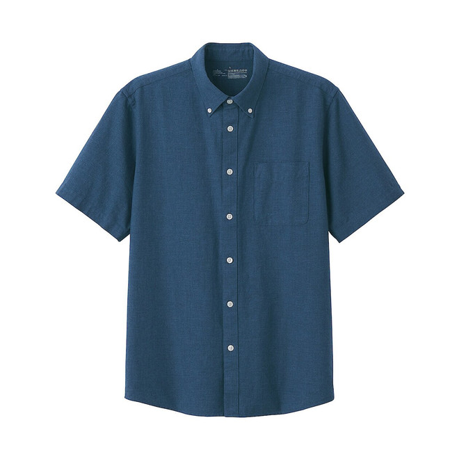 Men's Washed Oxford Button Down Short Sleeve Shirt.