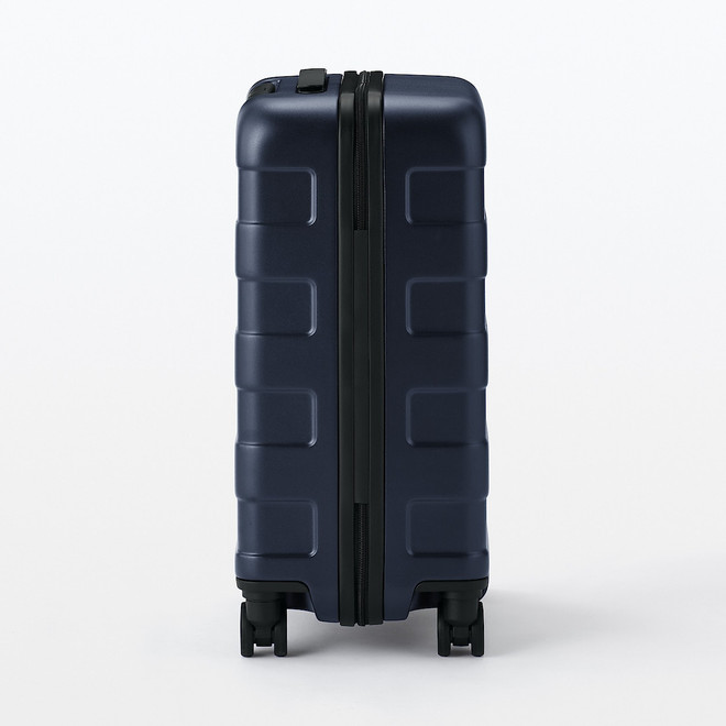 Hard Trolley Suitcase 36L