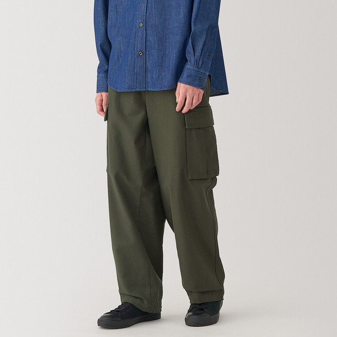 Men's Cotton Easy Fit Cargo Trousers.