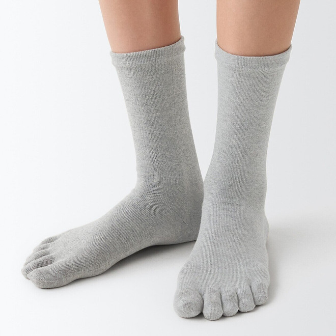 Women's Right Angle 5‐Toe Tabi Socks