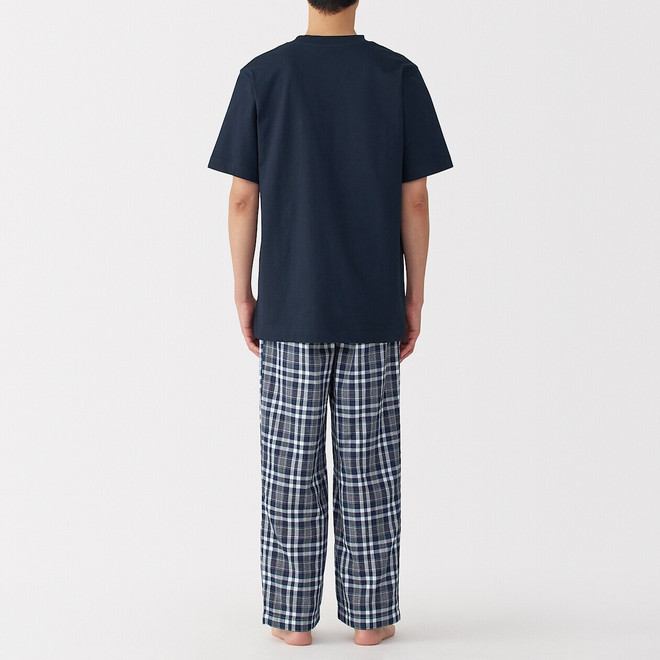 Mørk marineblå tern