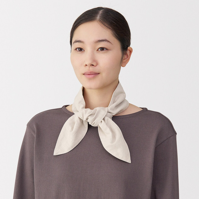 【完売】新品未使用　vakt.スカーフ　MUJI 無印良品 ムジ MUJI ポケット付きスカーフ 天然由来の接触冷感