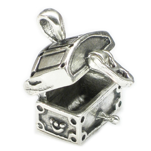Pirates Treasure chest opening sterling silver charm .925 x 1 Chests