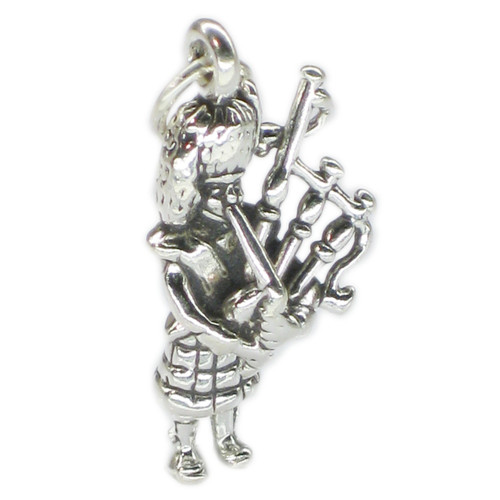 Scotsman with bagpipes sterling silver charm .925 x 1 Scotland Scottish