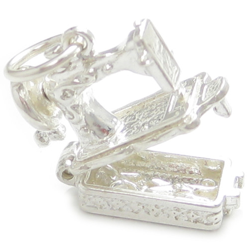Sewing Machine opening sterling silver charm .925 x 1 Dressmaking charms