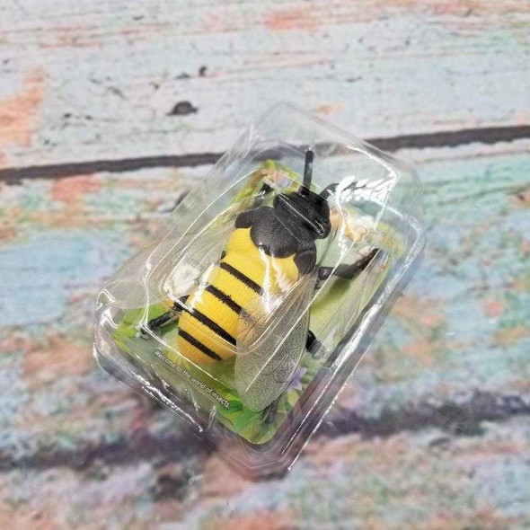 Clockwork Chain Bee Crawling Insect Toy