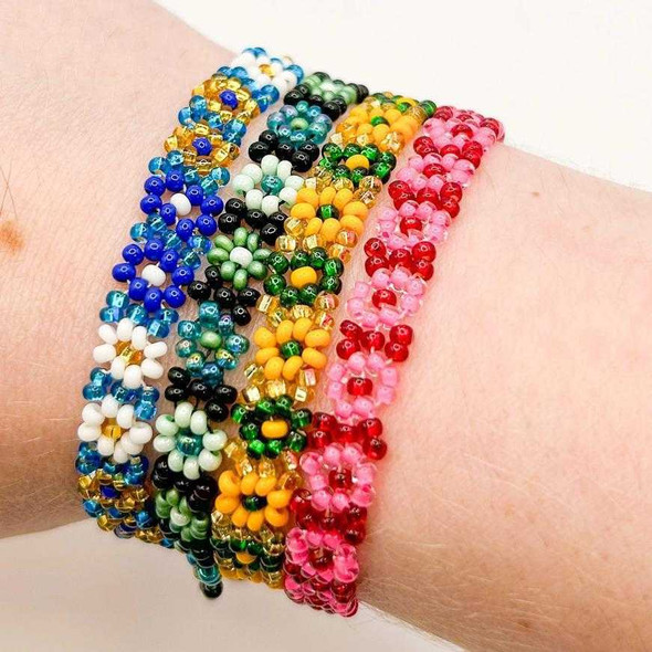  Beaded Daisy Bracelet