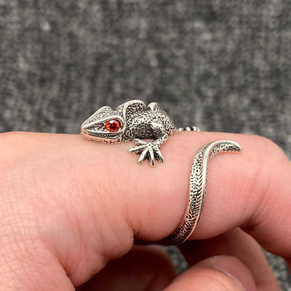  Vintage Red-Eyed Lizard Adjustable Ring