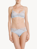 Reggiseno a triangolo in Lycra® blu con pizzo Leavers_1