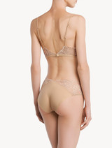 Slip medio in Lycra® beige con pizzo Leavers_2