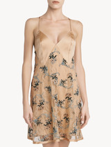 Slipdress in pizzo Leavers color sabbia_1