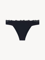 Set regalo con 2 capi lingerie e nightwear neri Petit Macramé_4