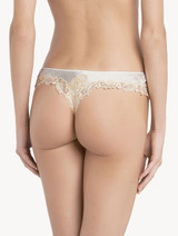 Set regalo con 3 capi bianchi Silk e Maison_10