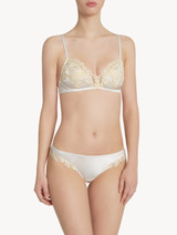 Set regalo con 3 capi lingerie bianchi Maison e Petit Macramé_4