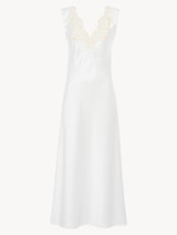 Camicia da notte lunga in raso di seta bianco con ricamo a frastaglio_0