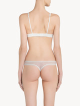 Perizoma in pizzo Leavers off-white con arricciature in tulle_2