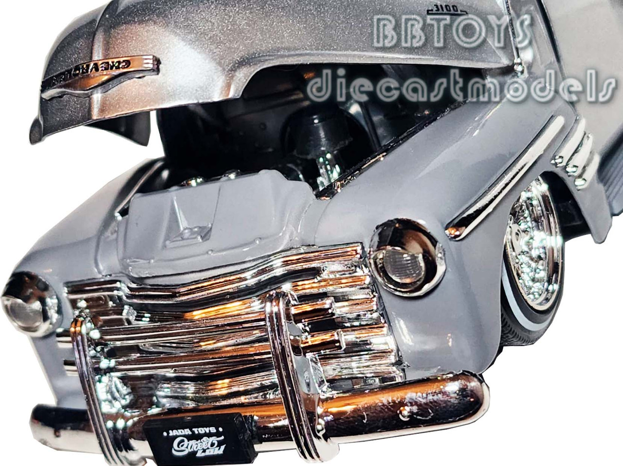 Jada Toys '51 CHEVY PICKUP 1/24 ローライダー 1951 Chevrolet Pickup Lowrider Red and White Street Low 1/24