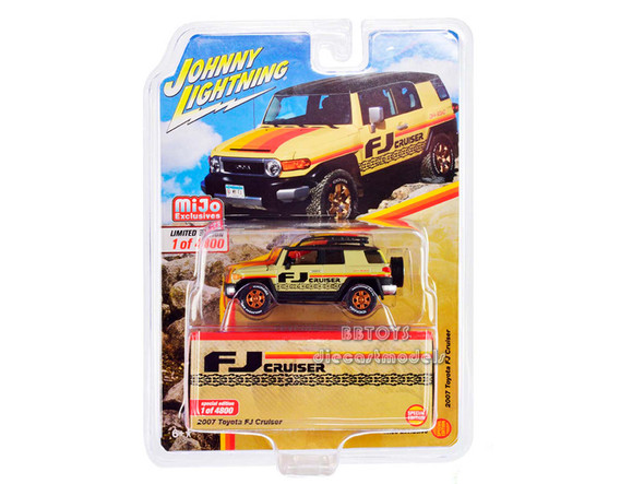 2007 Toyota FJ Cruiser Beige with Stripes and Roofrack Limited Edition to 4800 pieces Worldwide 1/64 Diecast Model Car by Johnny Lightning