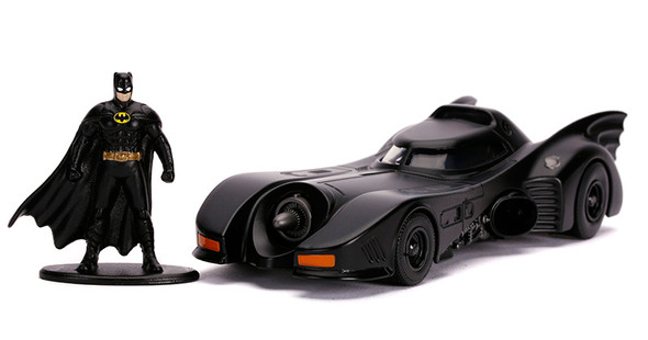 2017 Batmobile with Diecast Batman Figurine "Justice League" (2017)  "Hollywood Rides" Series 1/32 Jada toys
