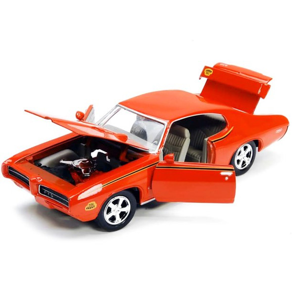 1969 Pontiac GTO Judge Orange with Stripes 1/24 Model Car by Motormax