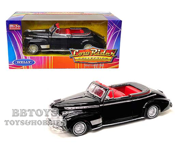 1941 Chevrolet Special Deluxe Convertible Black with Red Interior "Low Rider Collection" 1/24