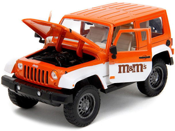 2007 Jeep Wrangler Orange Metallic and White and Orange M&M Diecast Figure "M&M's" "Hollywood Rides" Series 1/24 Diecast Model Car by Jada