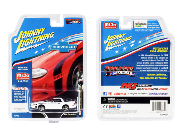 2002 Chevrolet Camaro ZL1 427 Arctic White with Black Stripes Muscle Cars USA 1/64