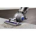 Active Baseplate Provides Deep Cleaning on Carpets