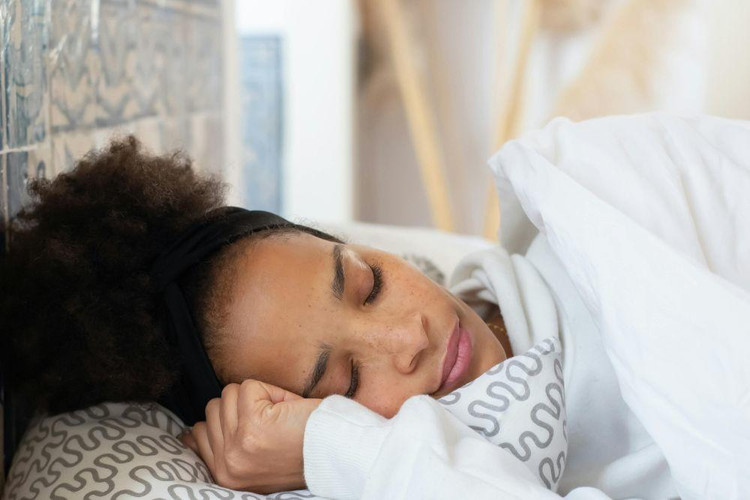 Sleep and Skin Health: Understanding the Vital Link