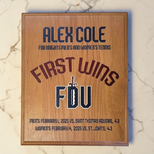 Personalized color plaque