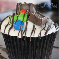 Extending Open Days at Yummy Cupcakes Burbank!