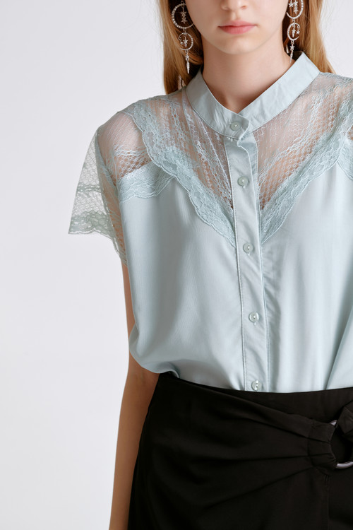 Lace-Trim Short Sleeve Shirt
