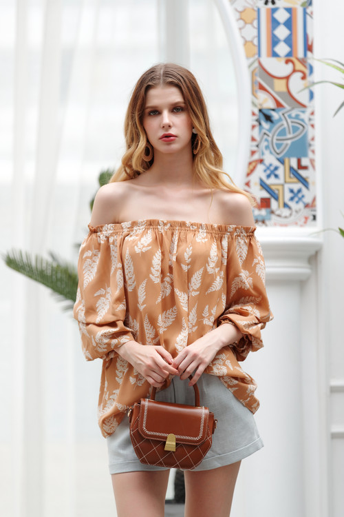 Leaf Print Volume-Sleeve Top