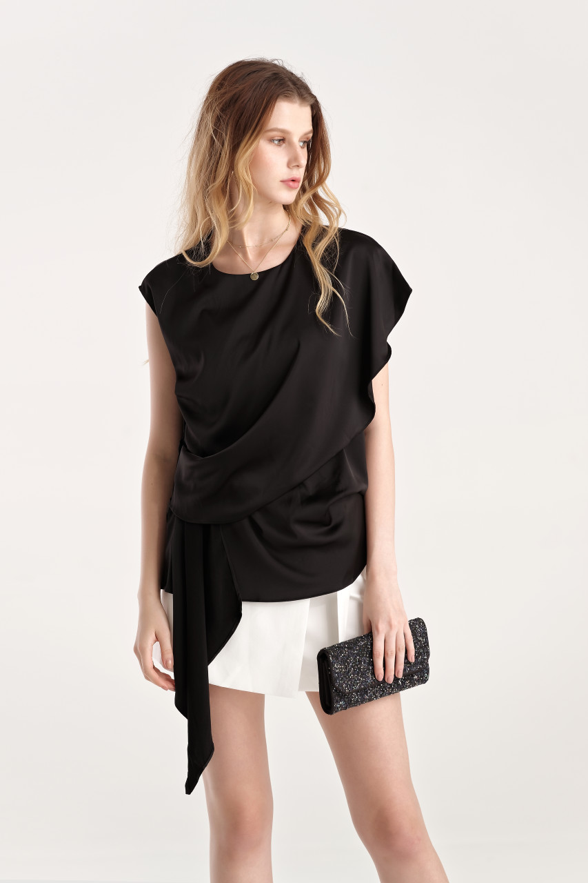 Stylish Asymmetric Layered Top