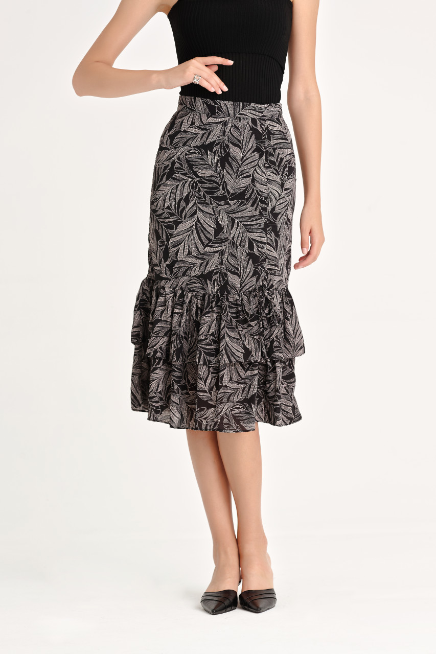 layered hem skirt